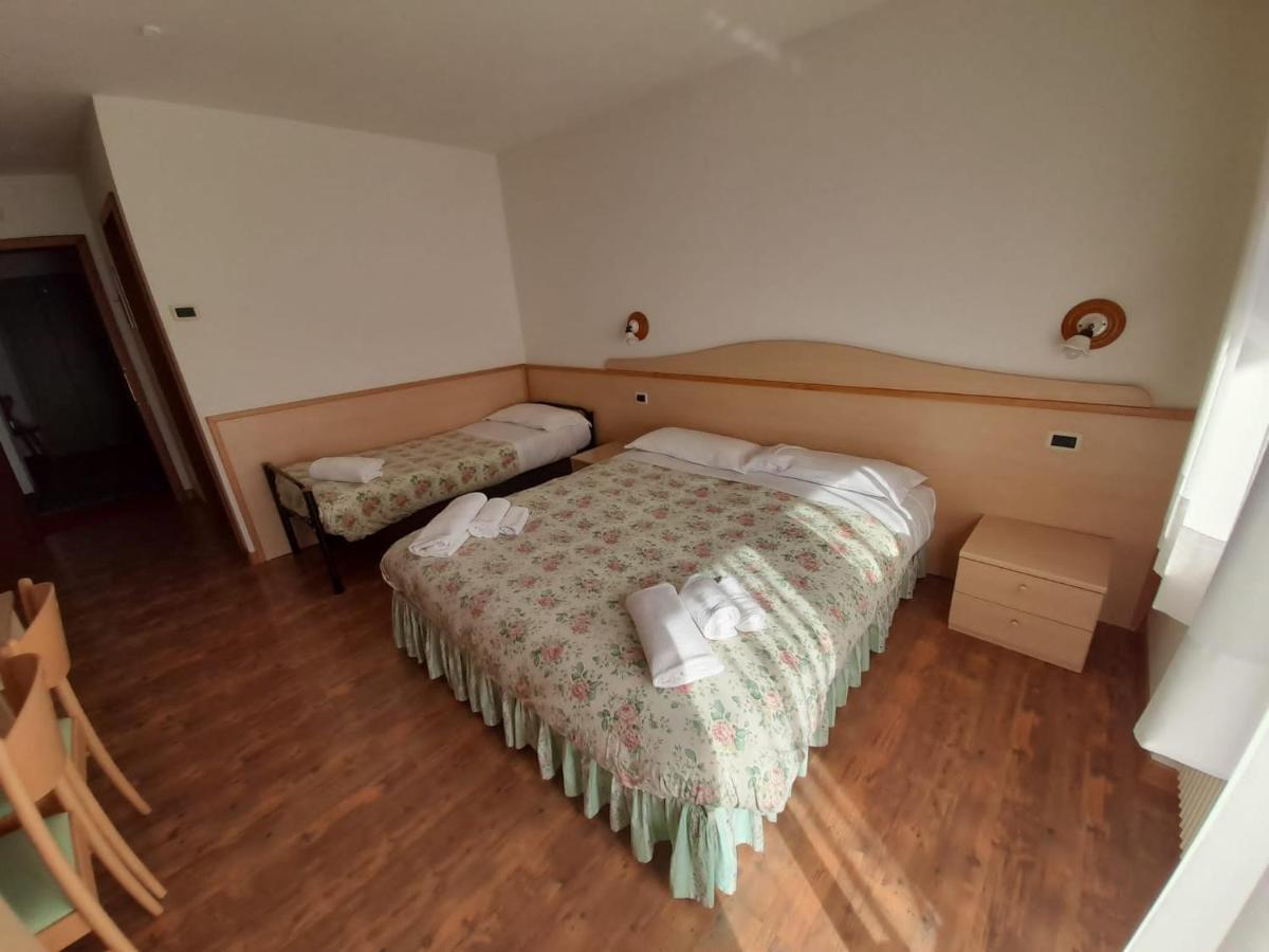 Hotel Garni B&B Maffei Pinzolo Dış mekan fotoğraf