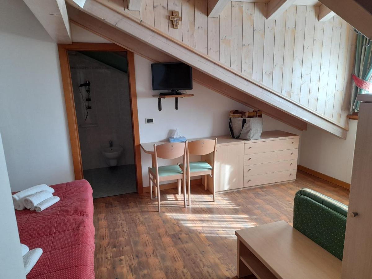 Hotel Garni B&B Maffei Pinzolo Dış mekan fotoğraf